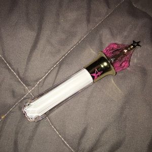 Jeffree Star Concealer